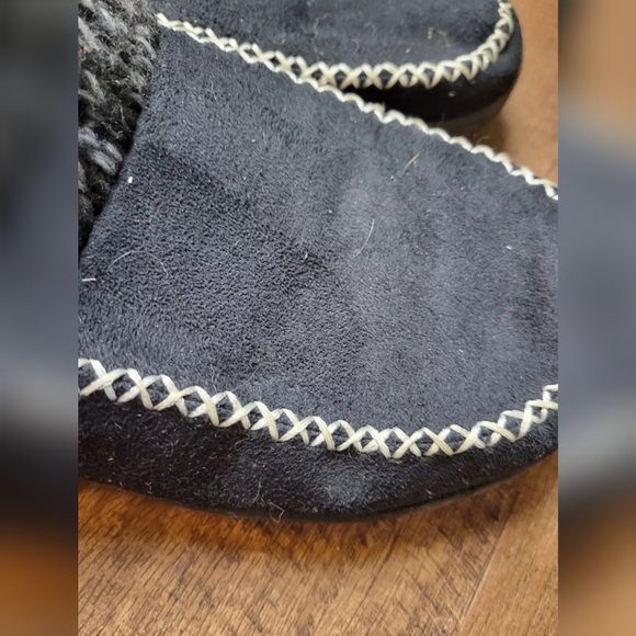 Dearfoams contrast stitch slippers - Picture 5 of 7